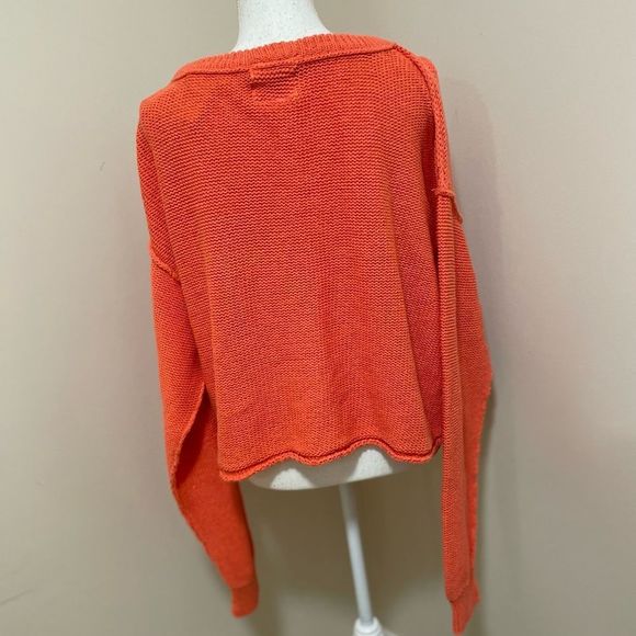 NWT Free People we the free  Sweater size M and size L - Picture 4 of 7